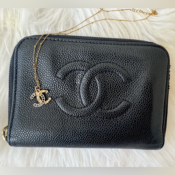 CHANEL BUNDLE WALLET & NECKLACE - Picture 1 of 11